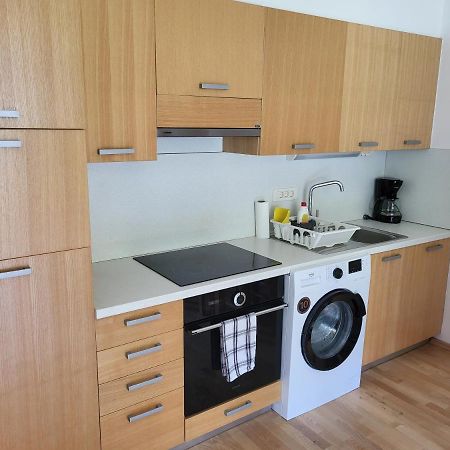 Apartma Runi Pod Zlato Lisico Pekre Exteriör bild